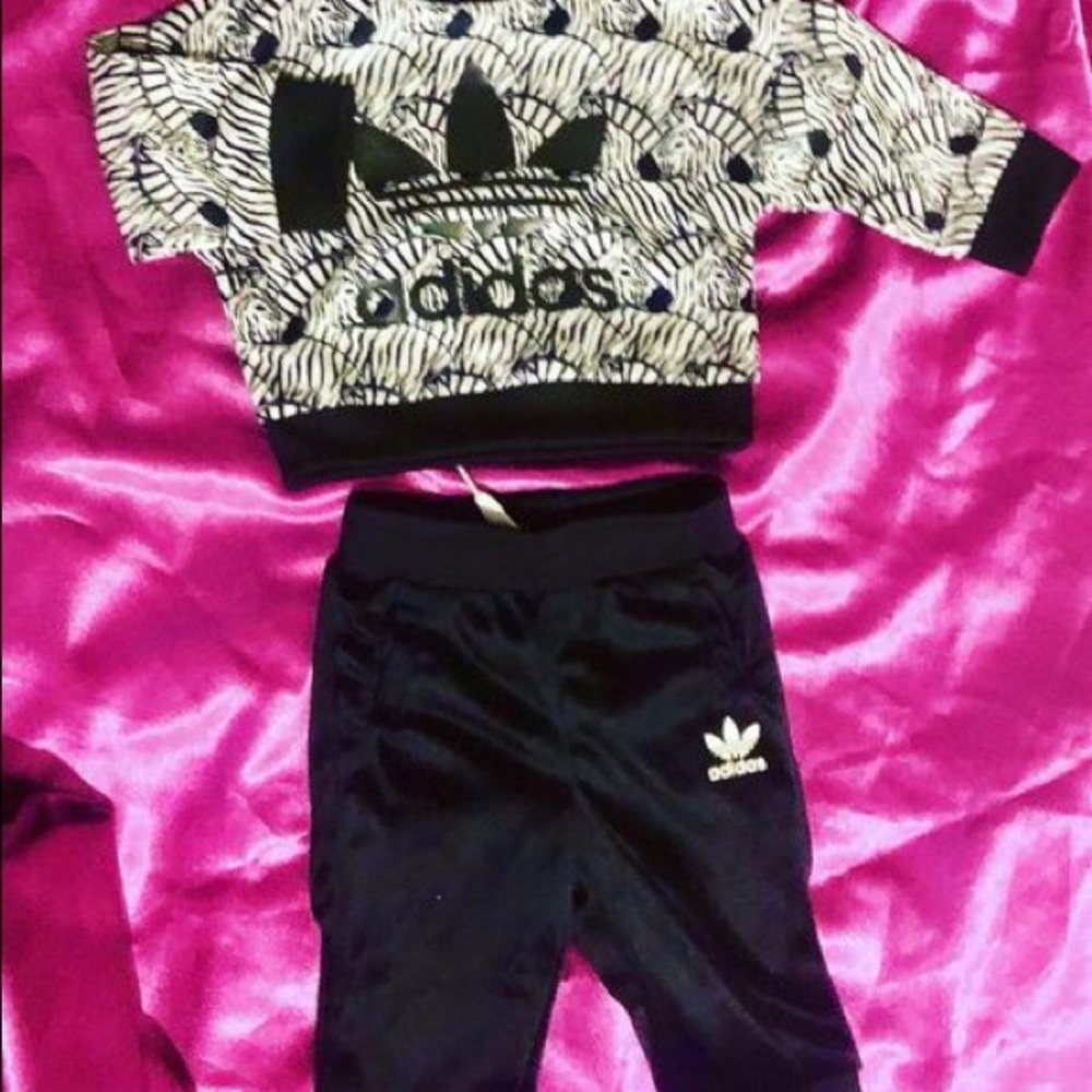 Zebra Crew adidas set